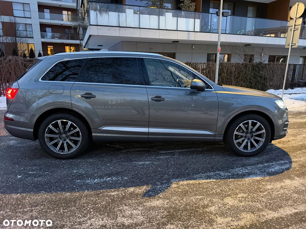 Audi Q7 - 4