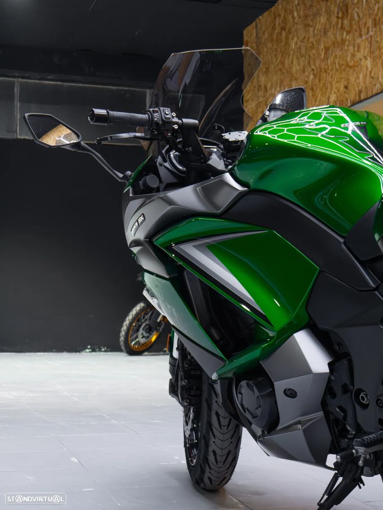 Kawasaki Z Z1000SX - 10