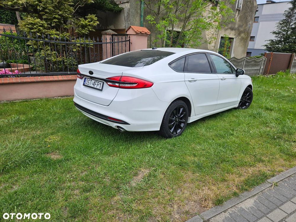 Ford Fusion - 6