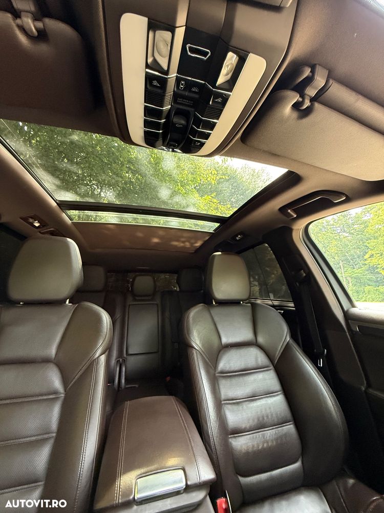 Porsche Cayenne - 13
