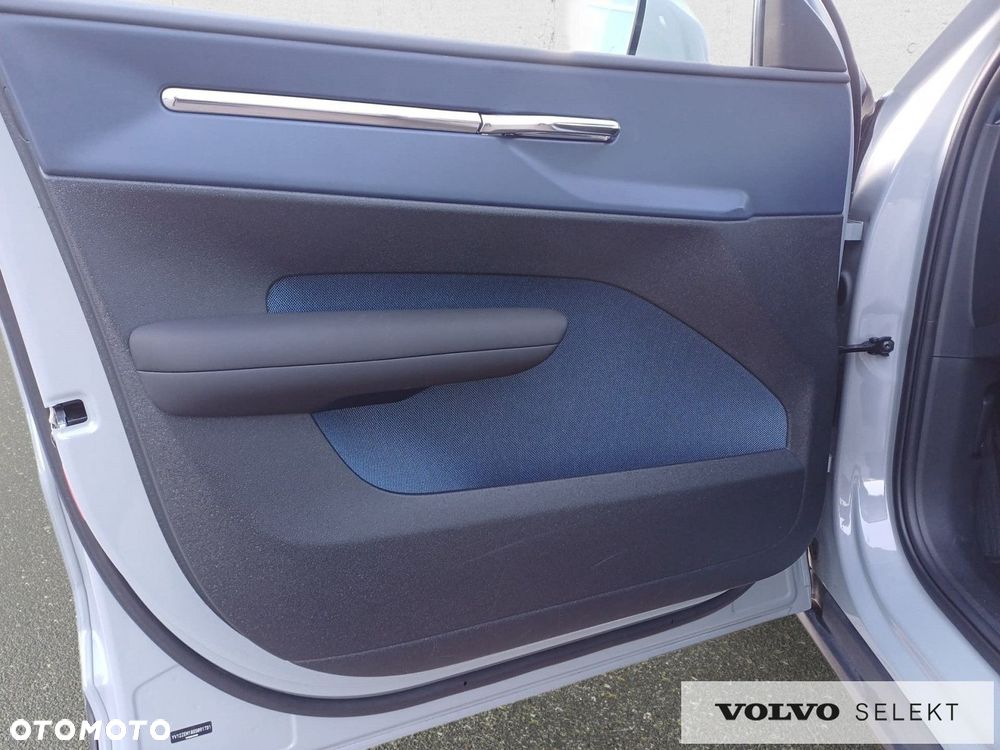 Volvo EX30 - 11