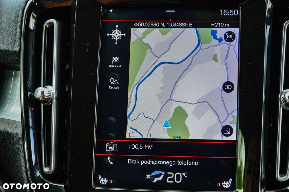 Volvo XC 40 T3 Momentum - 25