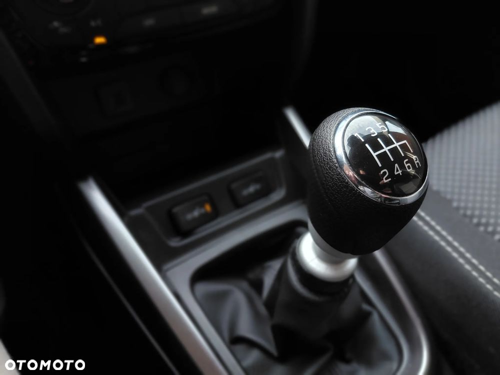 Suzuki Vitara 1.4 Boosterjet Premium 4WD - 21