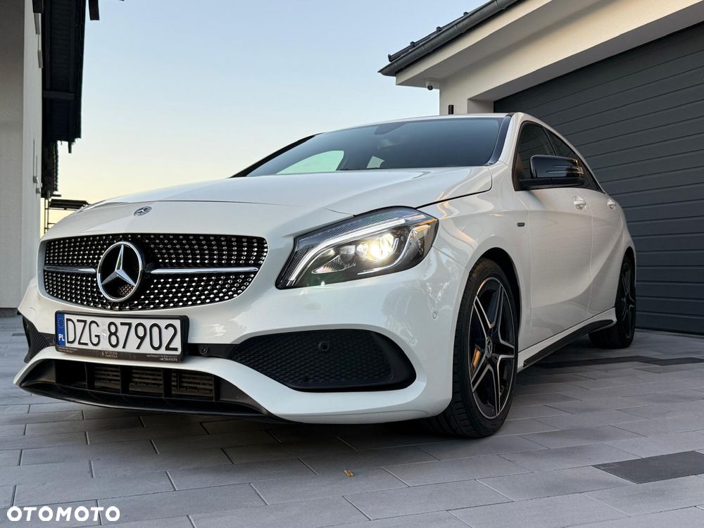 Mercedes-Benz Klasa A 180 (BlueEFFICIENCY) 7G-DCT AMG Sport - 33
