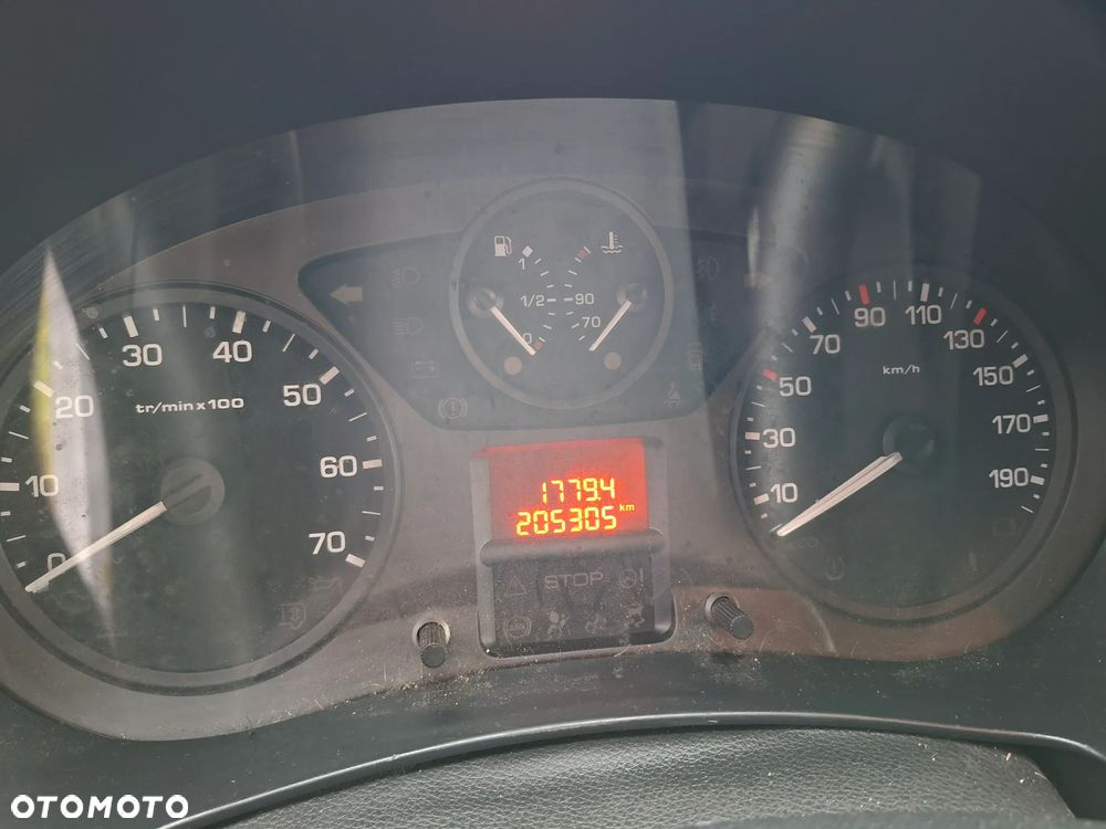 Peugeot Partner - 10