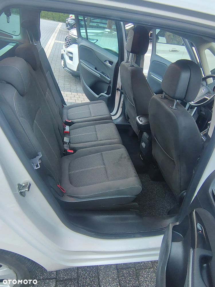 Opel Zafira - 6