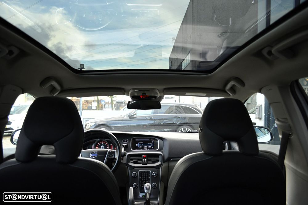 Volvo V40 1.6 D2 Momentum Eco - 47