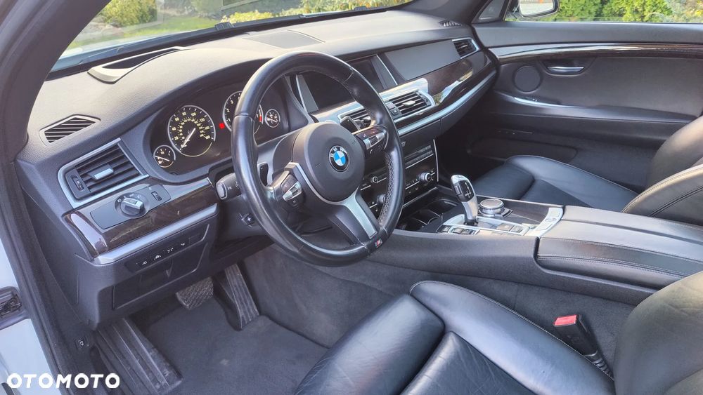 BMW 5GT 535i Gran Turismo - 9