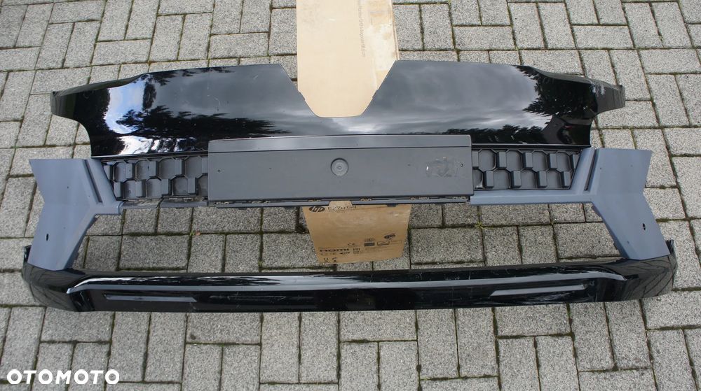 PRZEDNI ZDERZAK RENAULT MEGANE E-TECH  E TECH - 2