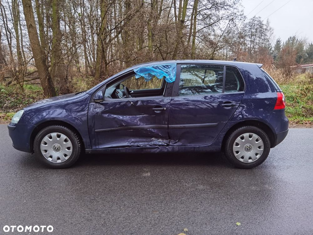 Volkswagen Golf 1.9 TDI DPF Comfortline BlueMotion - 1