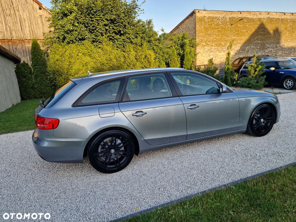 Audi A4 Avant 2.0 TDI DPF Ambiente - 15