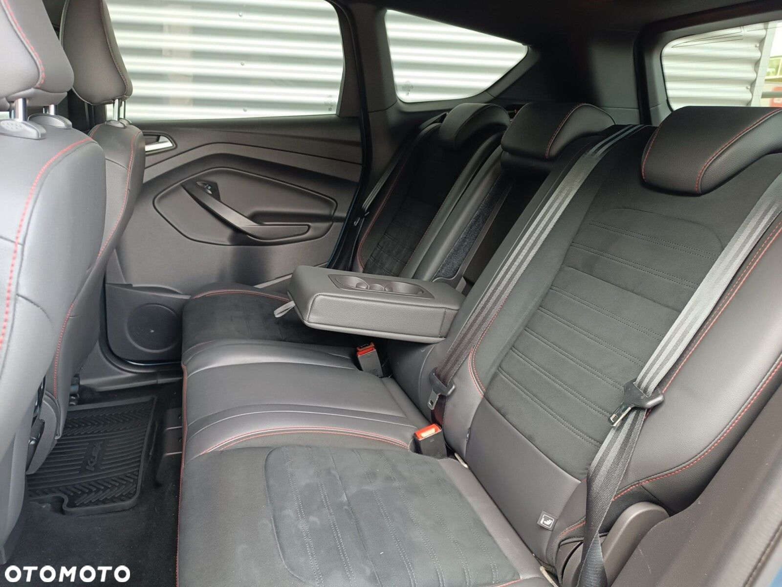 Ford Kuga - 35