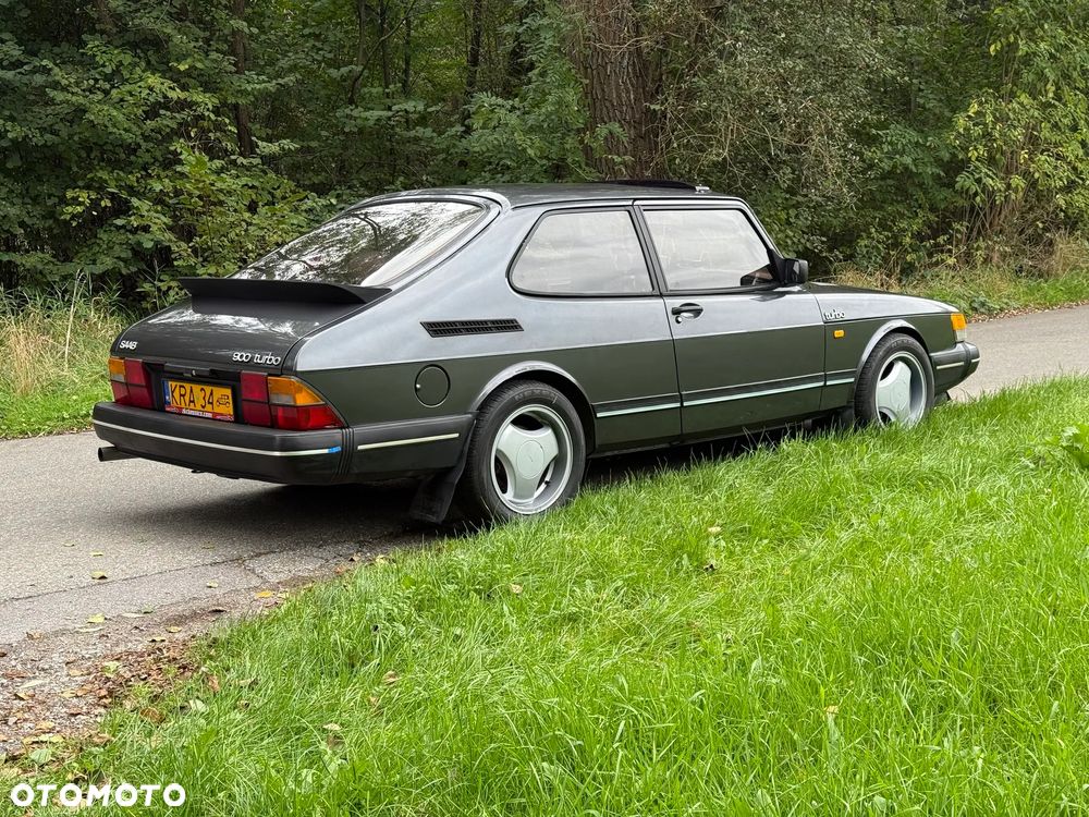 Saab 900 - 3