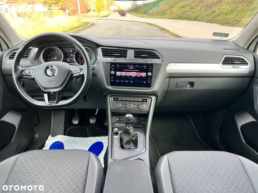 Volkswagen Tiguan Allspace 1.5 TSI EVO Comfortline - 10