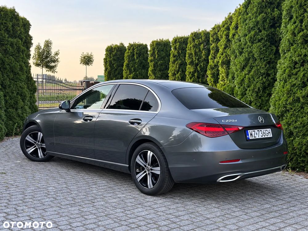 Mercedes-Benz Klasa C 220 d mHEV - 8