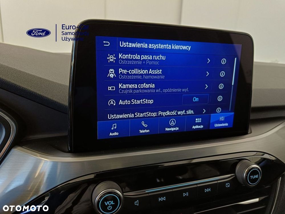 Ford Kuga 2.0 EcoBlue Hybrid TITANIUM - 29