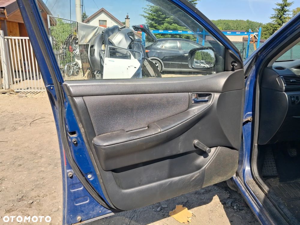 TOYOTA COROLLA E12 KOMBI 8Q4 DRZWI LEWY PRZOD - 4