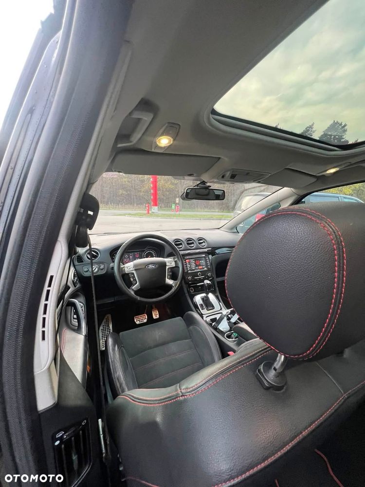 Ford S-Max - 8