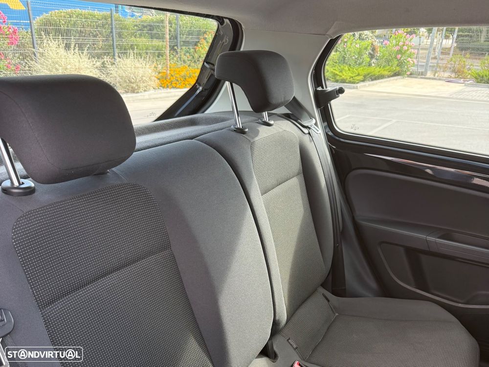 VW Up! 1.0 BlueMotion Move - 10