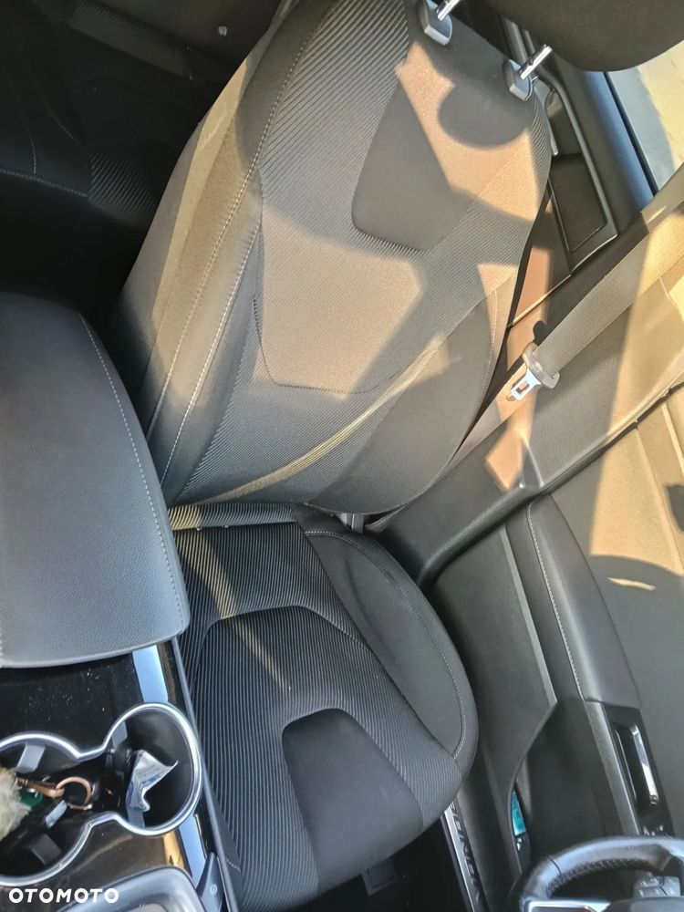 Ford Mondeo - 14