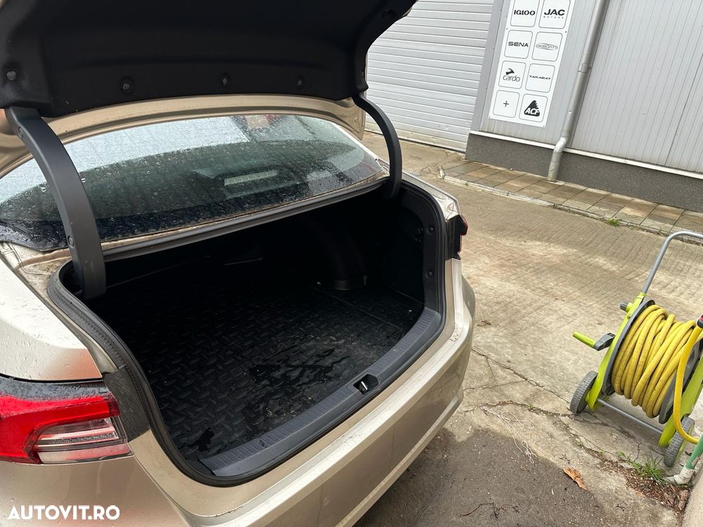 Toyota Corolla Sedan 1.5 TNGA CVT Business - 9