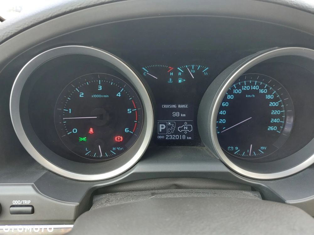 Toyota Land Cruiser LC 4.5 V8 D-4D Prestige Platinium 7os - 11