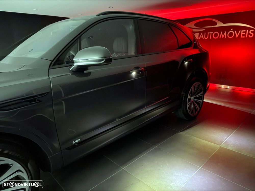 Bentley Bentayga V8 S Black Edition - 61