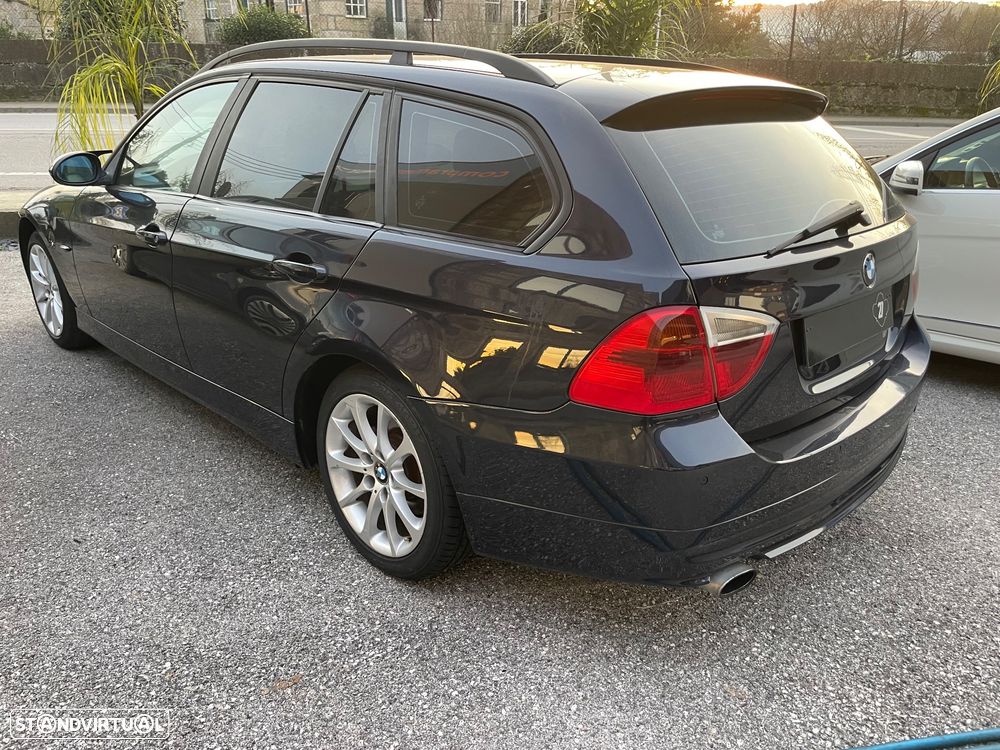 BMW 320 d - 4