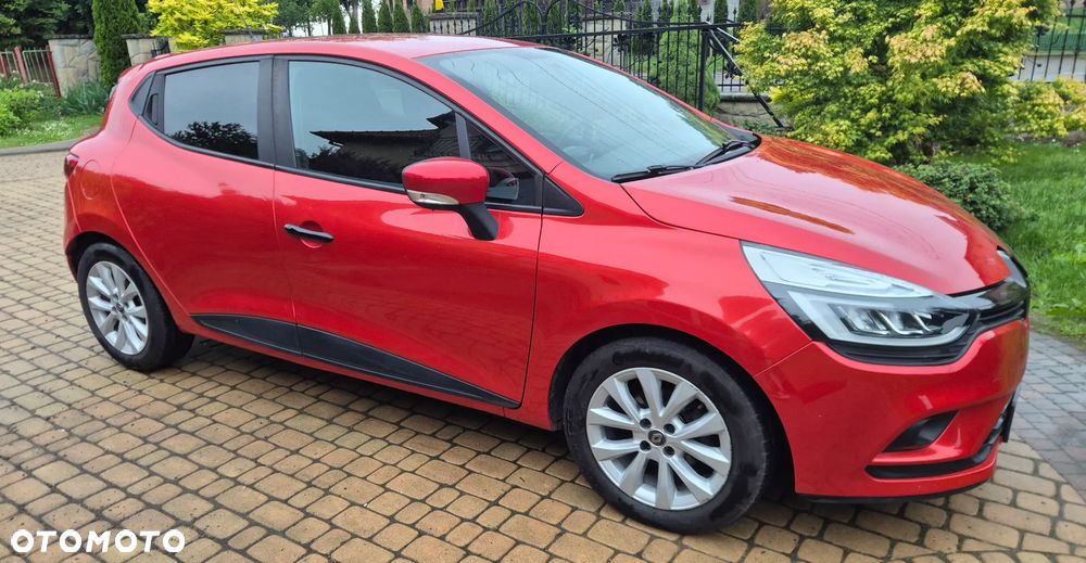 Renault Clio - 8