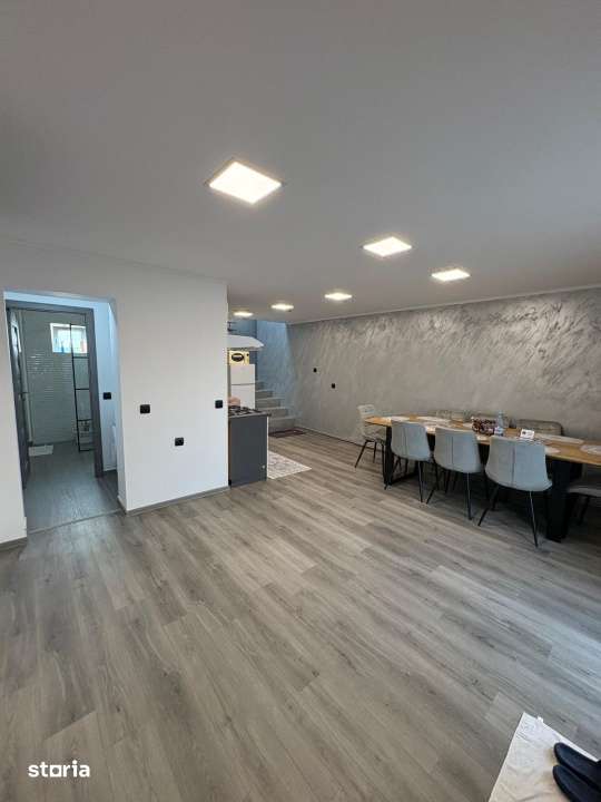 Casa P+M, 145 mp, 700 mp teren, 5 dormitoare, zona Busag - Imagine principală: 5/10