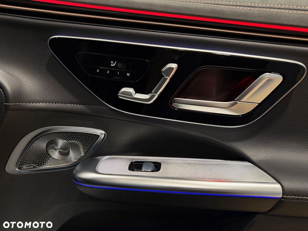 Mercedes-Benz EQE - 10