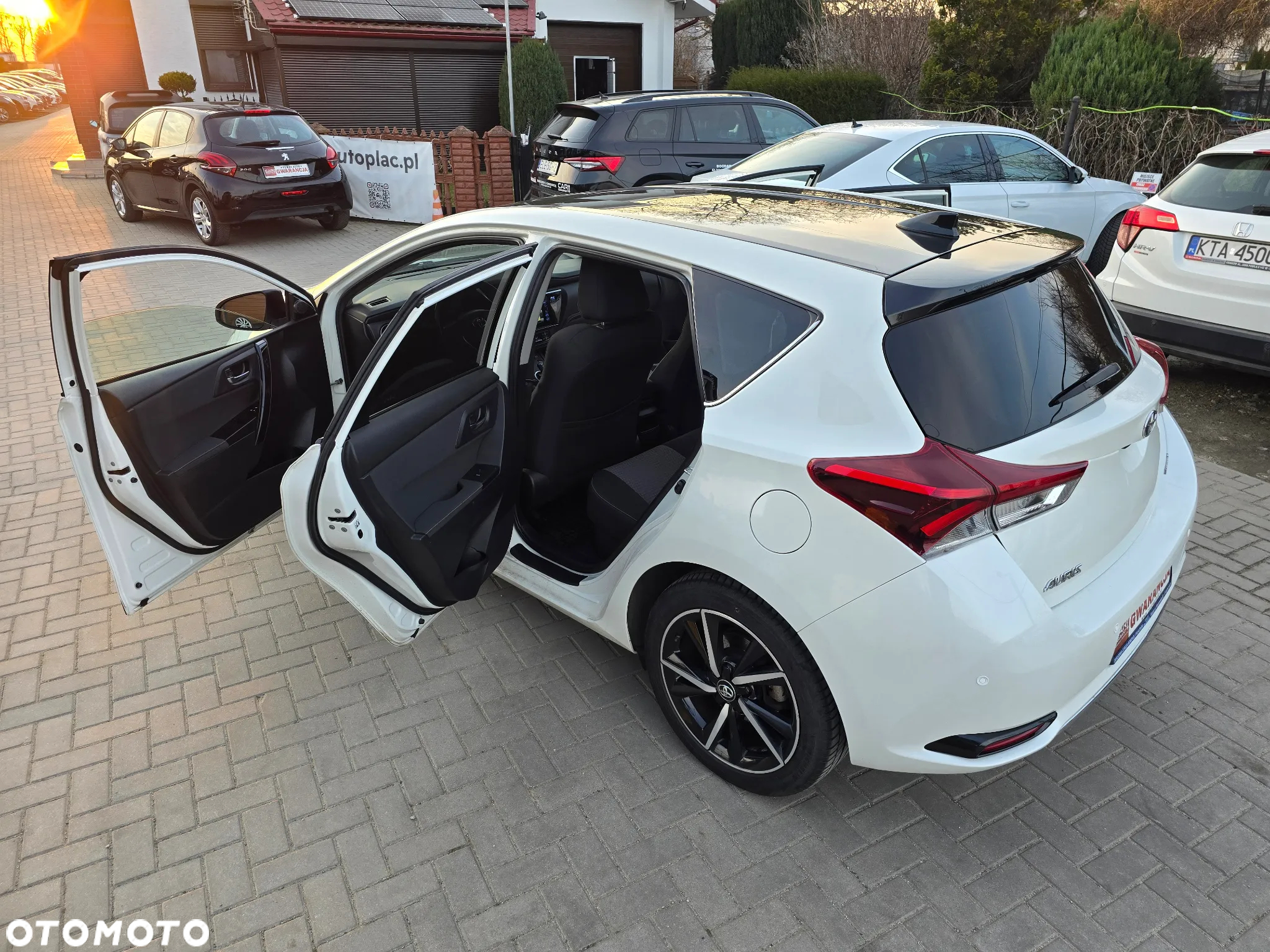 Toyota Auris - 34