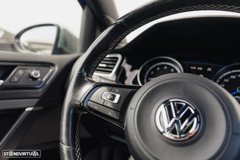 VW Golf 2.0 TSI R DSG - 23