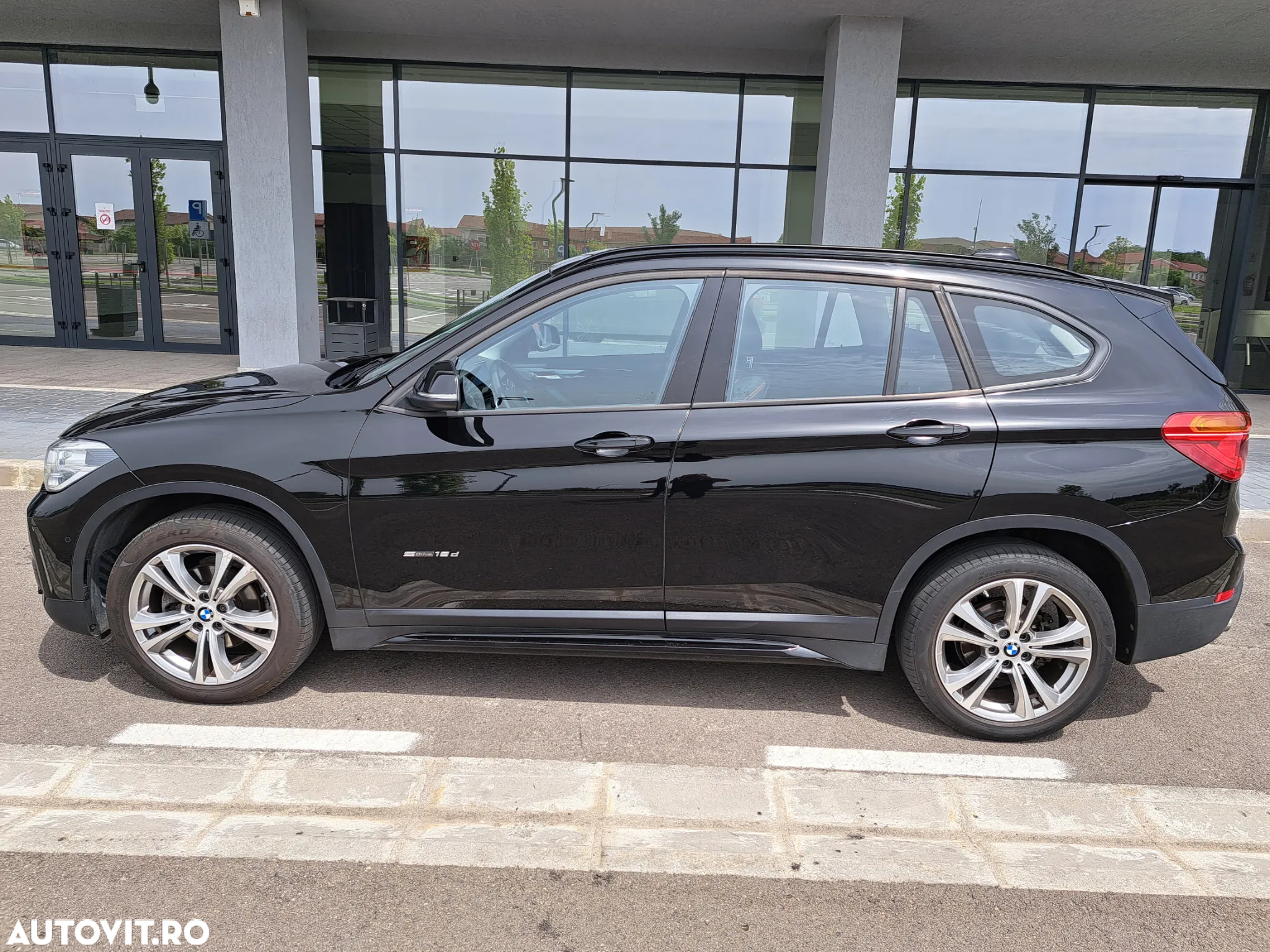 BMW X1 sDrive18d Aut. Sport Line - 5