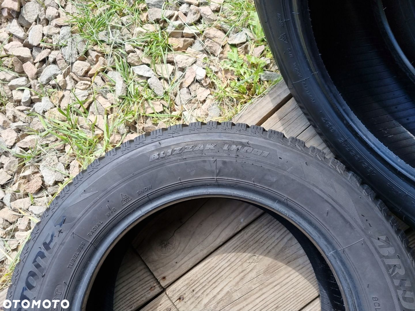 Opony BRIDGESTONE blizzak lm001 185/65R15 88t 2020r,7.5/7mm super stan - 13
