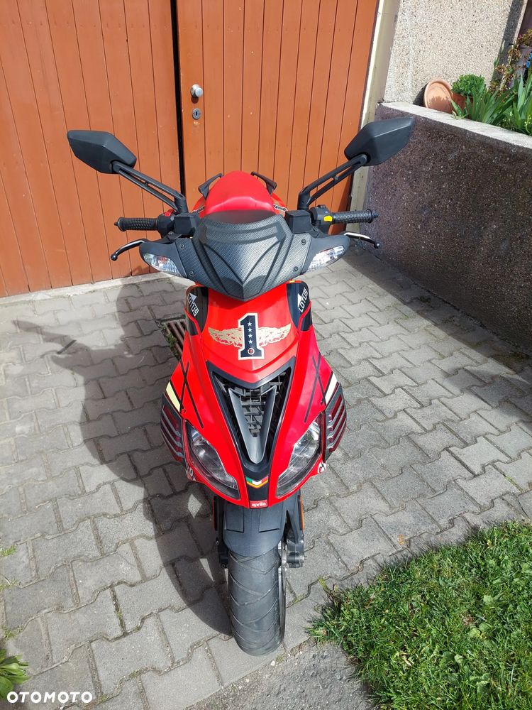 Aprilia SR - 2
