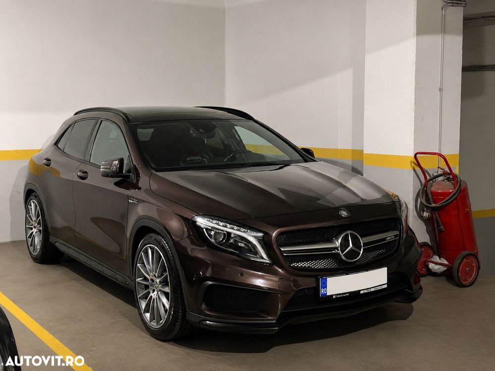 Mercedes-Benz GLA AMG 45 4Matic AMG Speedshift 7G-DCT - 12