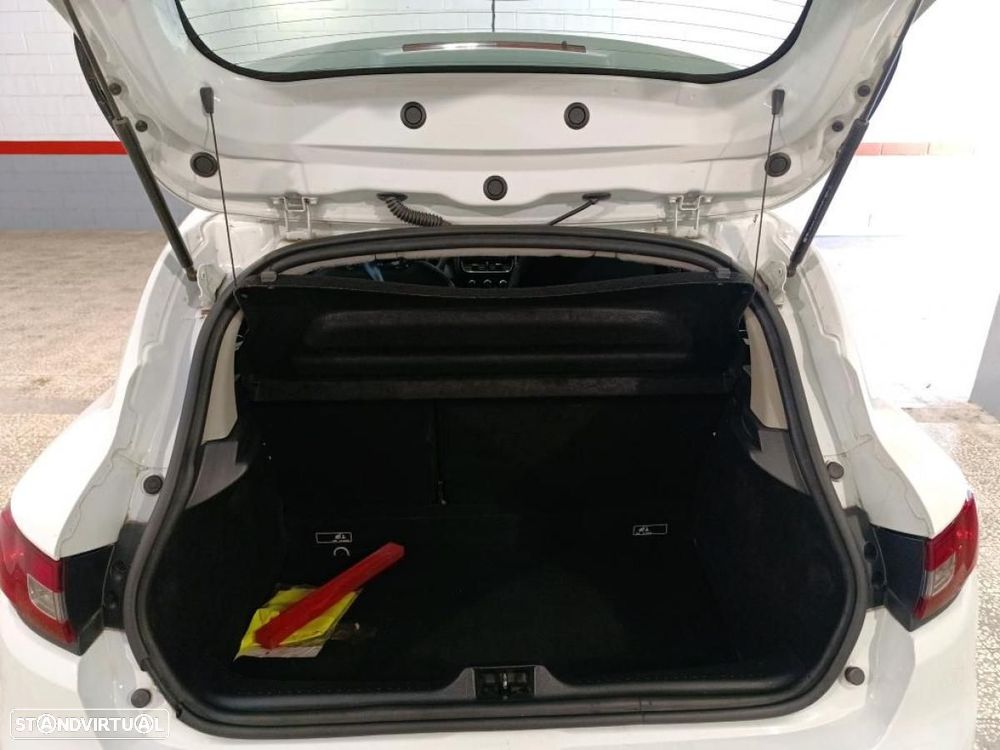 Renault Clio 1.5 dCi Zen - 8