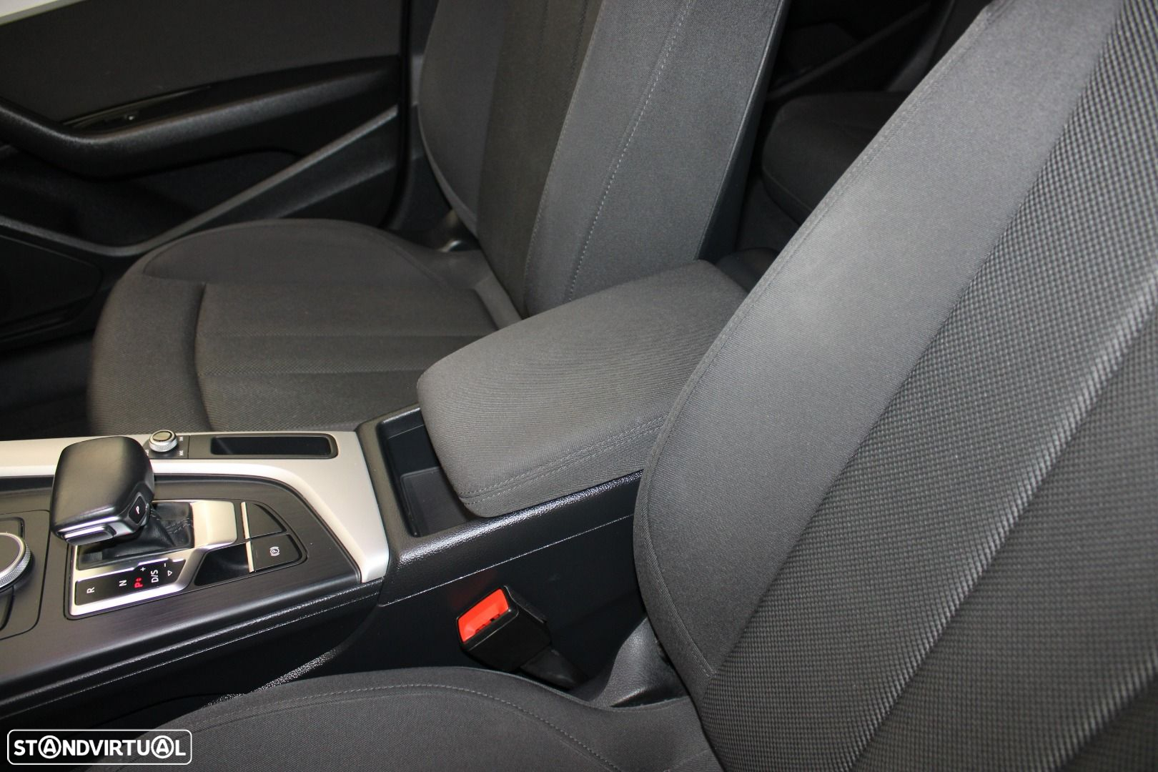 Audi A4 Avant 2.0 TDI S tronic - 26