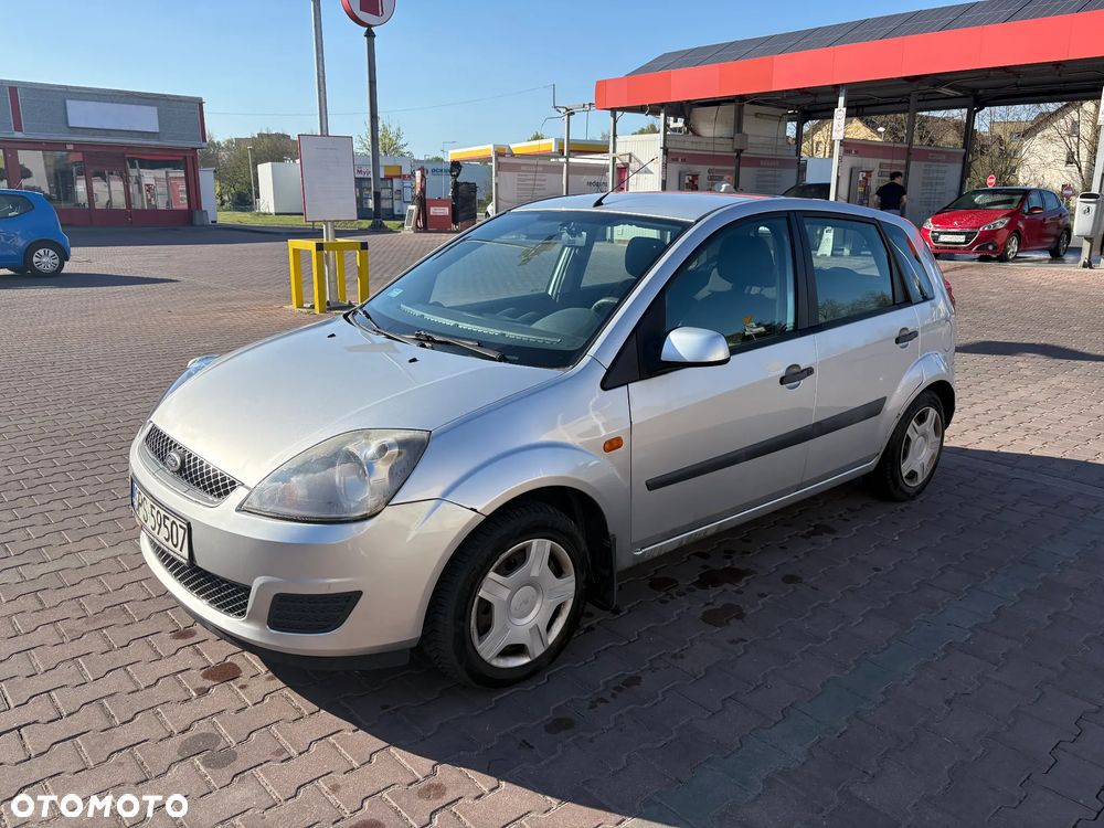 Ford Fiesta 1.4 TDCI - 9