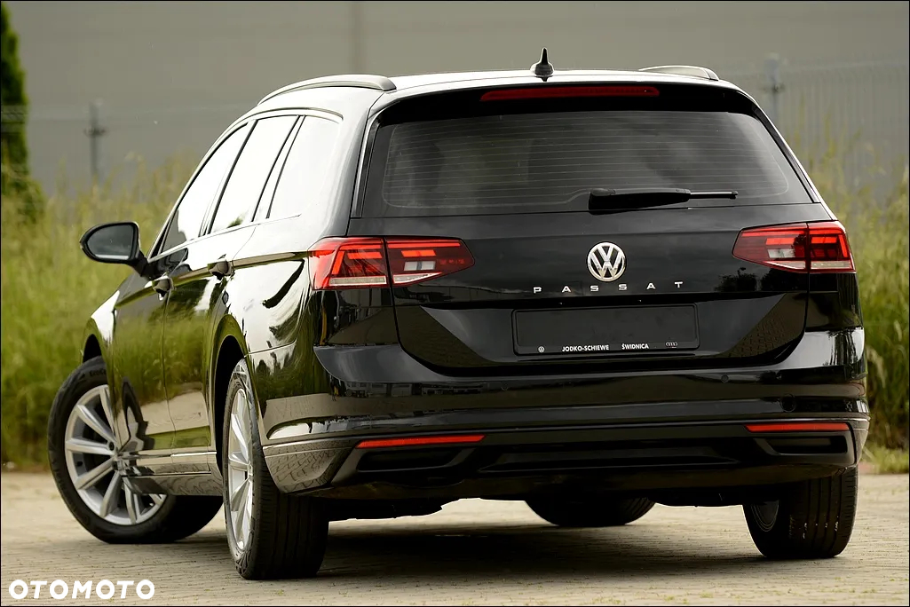 Volkswagen Passat Variant 2.0 TDI SCR DSG Comfortline - 3
