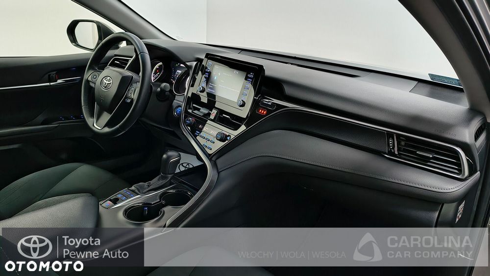 Toyota Camry 2.5 Hybrid Comfort CVT - 6