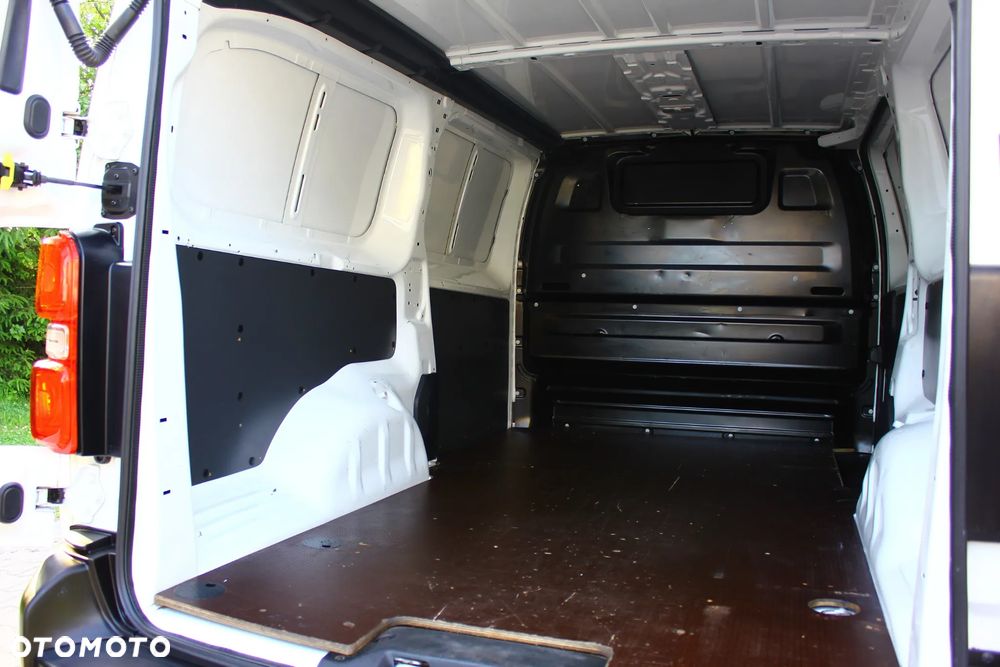 Opel VIVARO 2.0 CDTI LONG DŁUGI 3 OSOBOWY AUTOMAT 8 BIEGOWY NAVIGACJA KAMERA - 28
