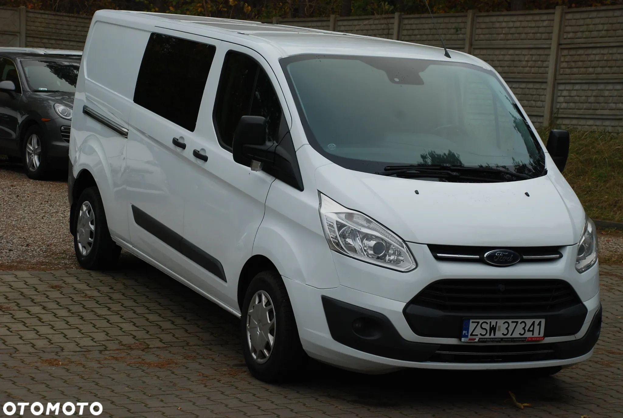 Ford TRANSIT CUSTOM - 1