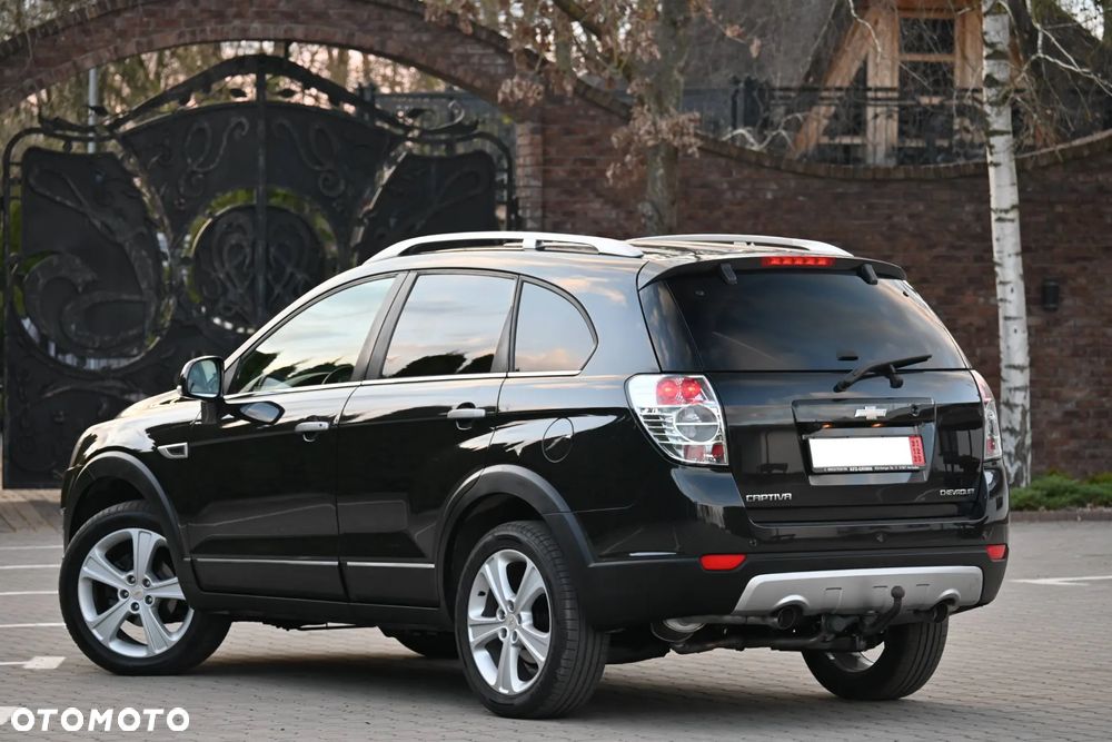 Chevrolet Captiva 3.0 4WD LTZ - 17