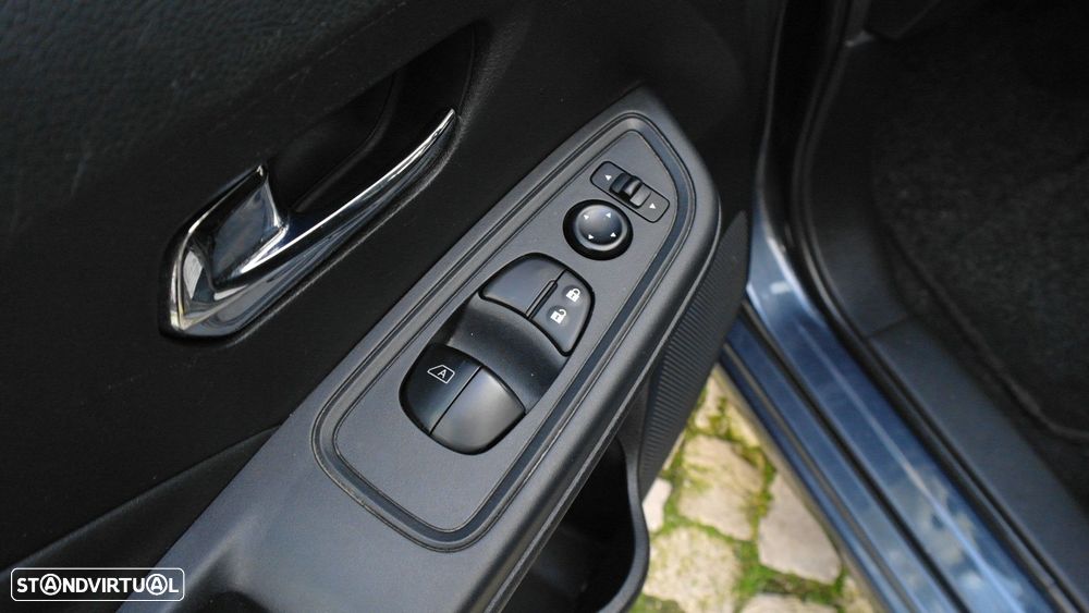 Nissan Micra 1.0 IG-T N-Design Black P.Navi - 24