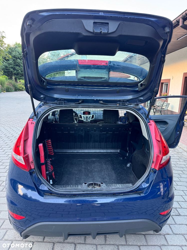 Ford Fiesta - 6