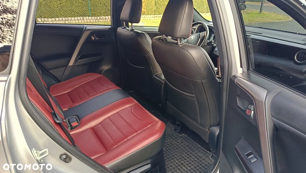 Toyota RAV4 Hybrid Selection 4x4 - 19