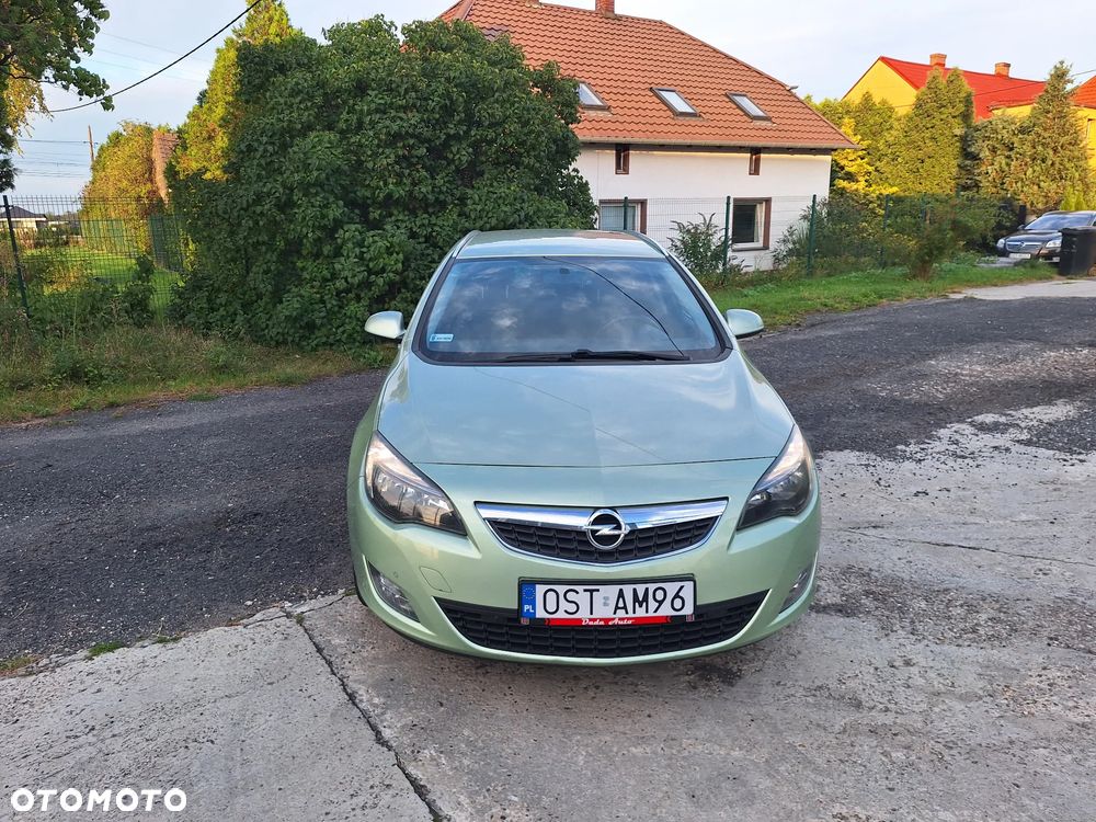 Opel Astra 1.4 T Cosmo - 14