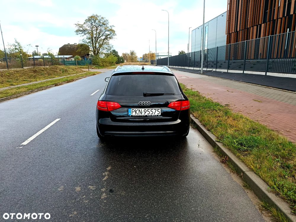 Audi A4 Avant - 8